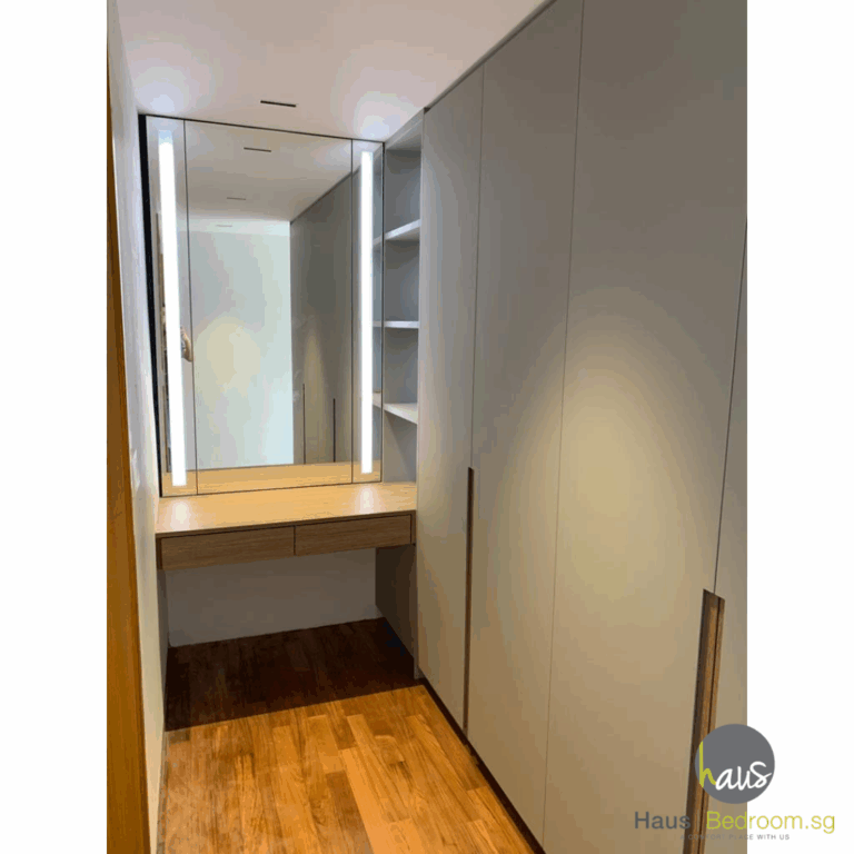 dressing table