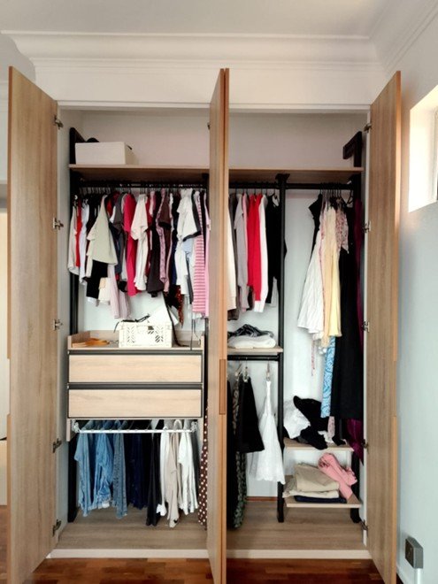 HausPole wardrobe seamless with other carpentry